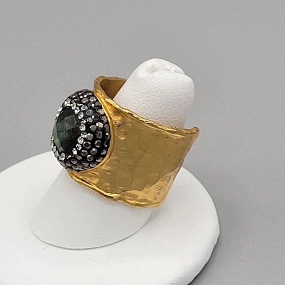 Hammered Gold Tone Ring Tourmaline Stone With Crystals Studded Open Band Size 8 - Picture 2 of 6